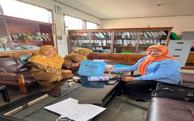 Buka Wawasan Dunia Kampus, Politeknik Jambi Kunjungi SMA 10 Batanghari